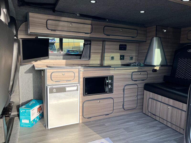 FORD TRANSIT CUSTOM