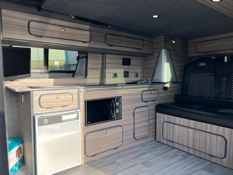 FORD TRANSIT CUSTOM