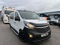 VAUXHALL VIVARO