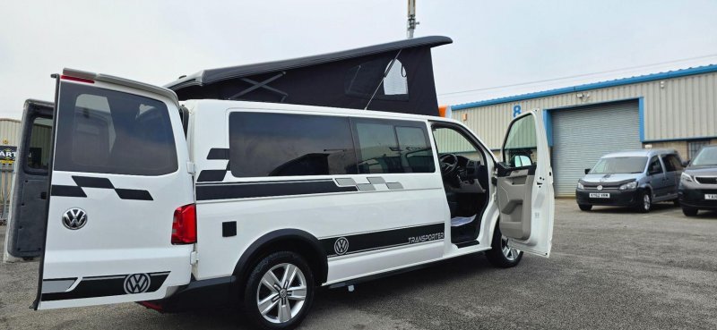 VOLKSWAGEN TRANSPORTER