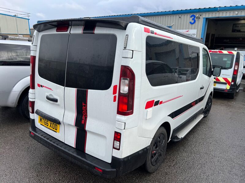 RENAULT TRAFIC