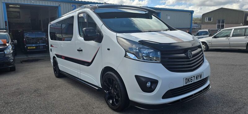 VAUXHALL VIVARO