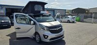 VAUXHALL VIVARO