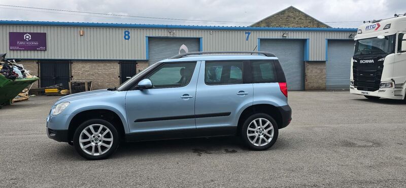 SKODA YETI