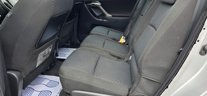 TOYOTA VERSO