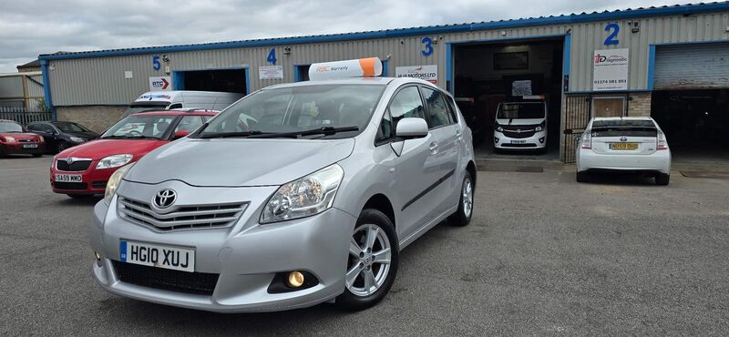 TOYOTA VERSO