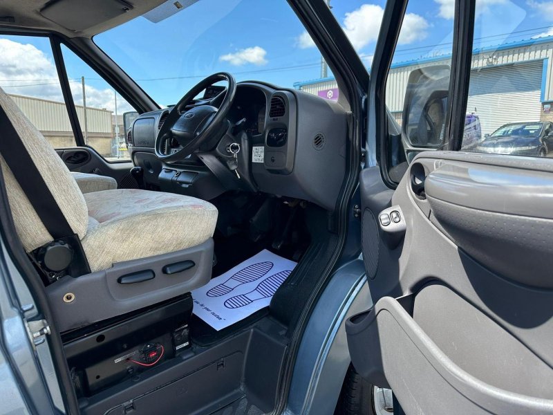 FORD TRANSIT