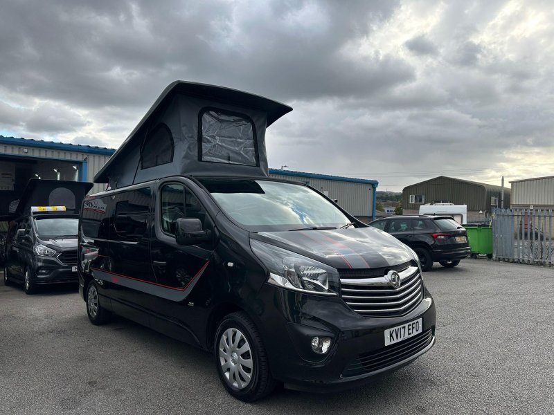 VAUXHALL VIVARO