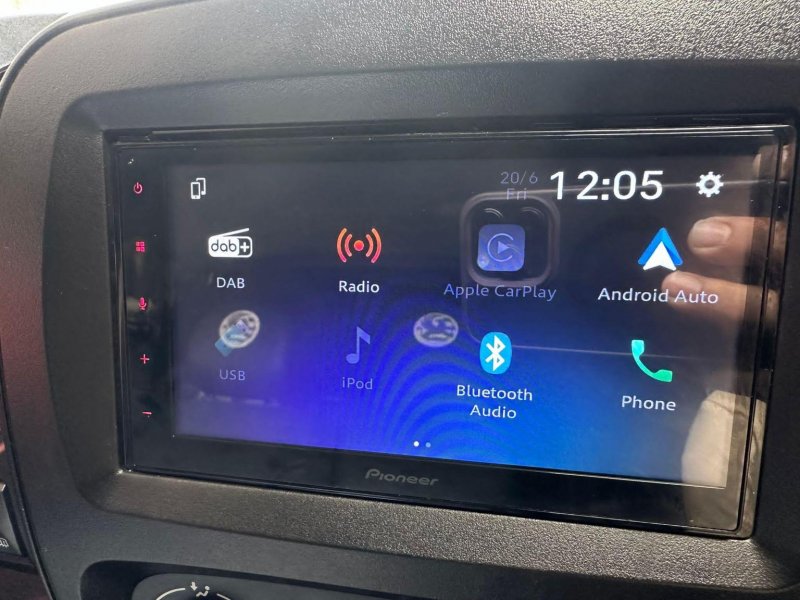 VAUXHALL VIVARO