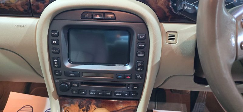 JAGUAR X-TYPE