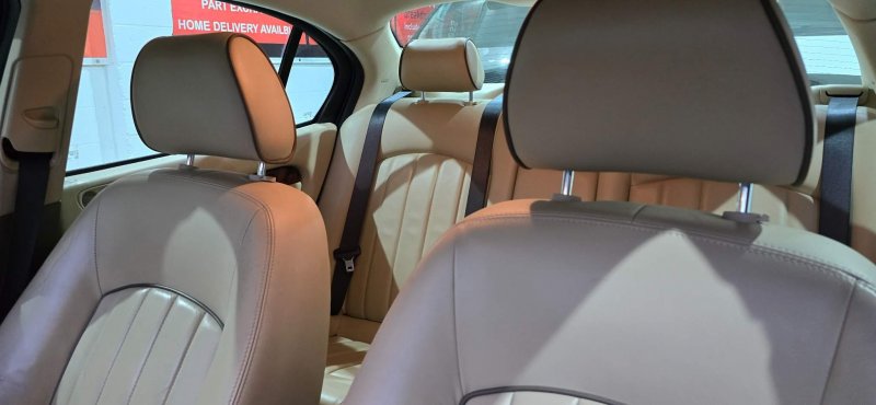 JAGUAR X-TYPE