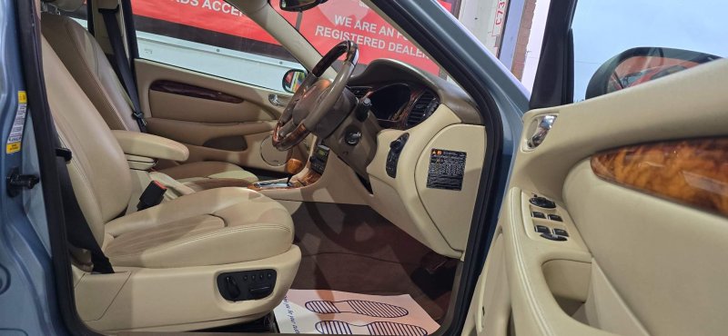 JAGUAR X-TYPE