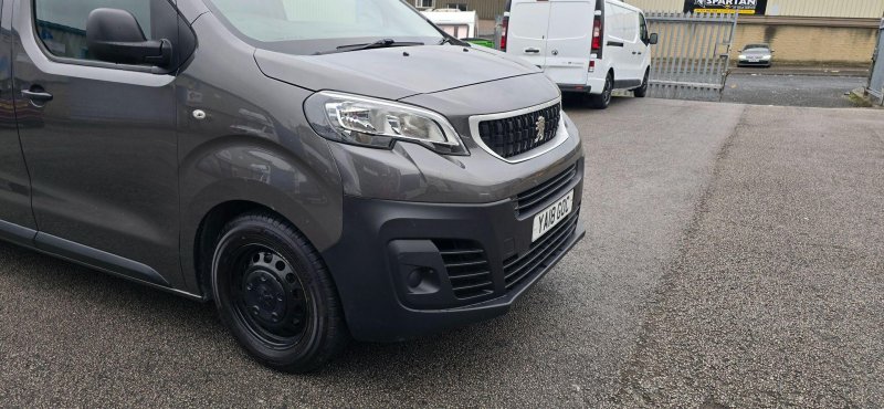 PEUGEOT EXPERT