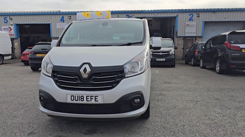 RENAULT TRAFIC