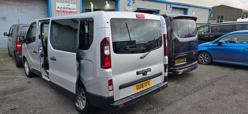 RENAULT TRAFIC