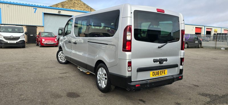RENAULT TRAFIC