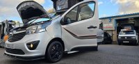 VAUXHALL VIVARO