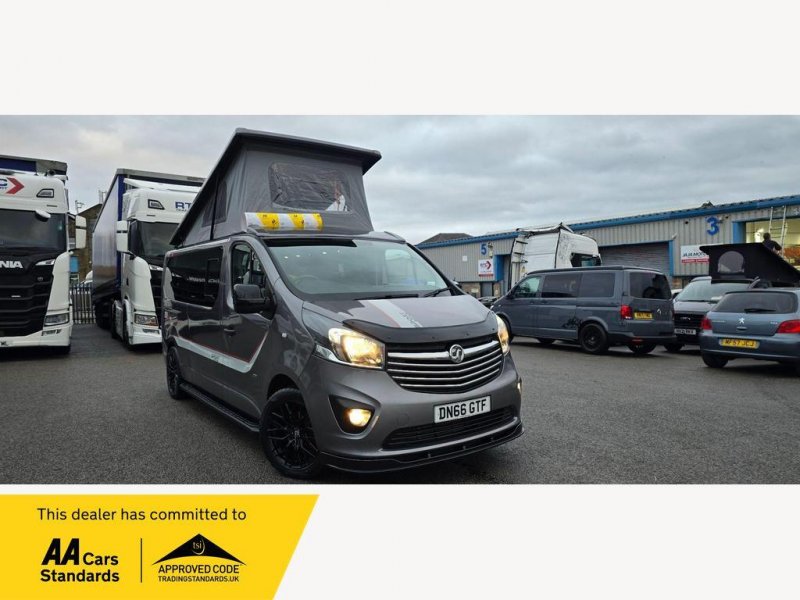 VAUXHALL VIVARO