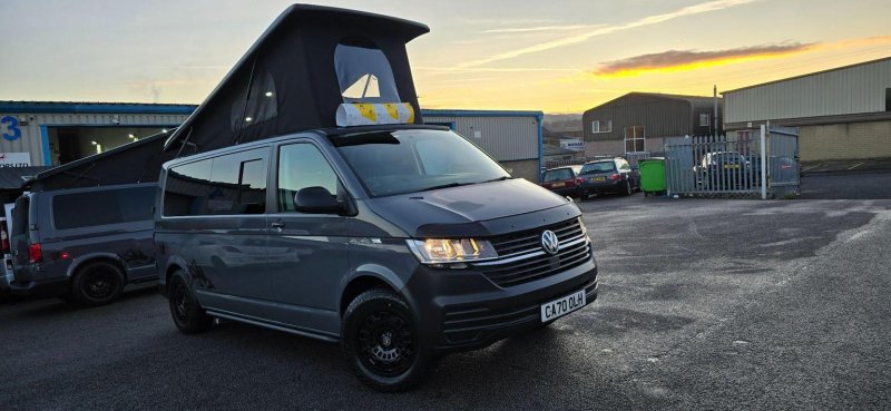 VOLKSWAGEN TRANSPORTER