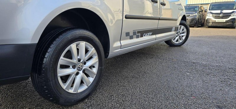 VOLKSWAGEN CADDY MAXI