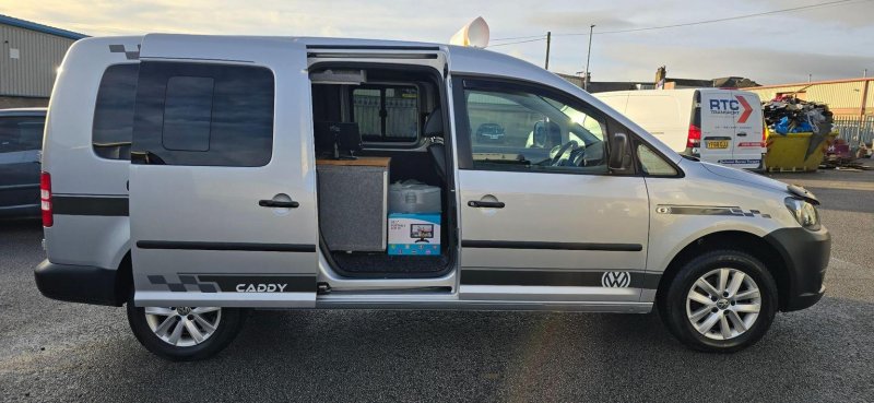 VOLKSWAGEN CADDY MAXI