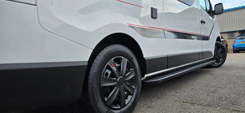RENAULT TRAFIC