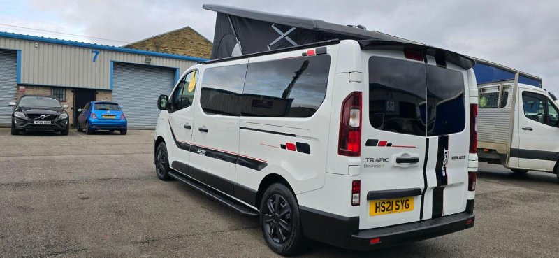 RENAULT TRAFIC