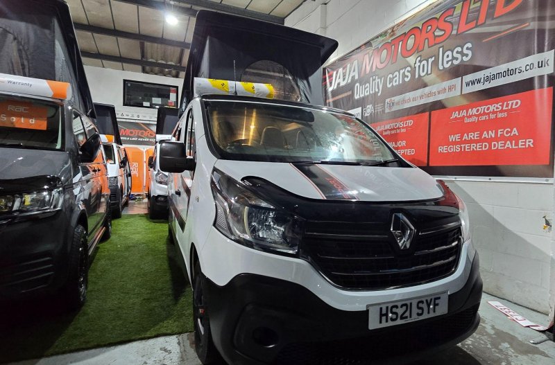 RENAULT TRAFIC