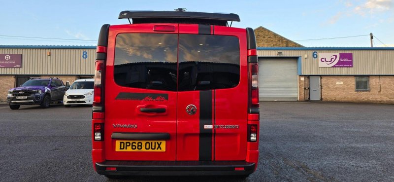 VAUXHALL VIVARO