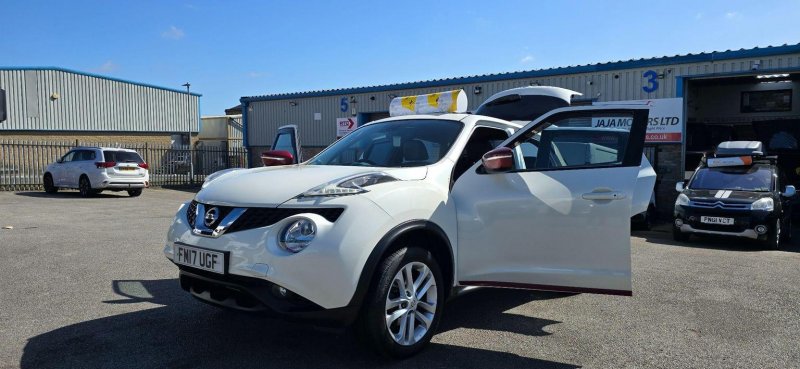 NISSAN JUKE