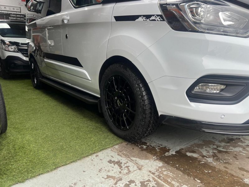 FORD TRANSIT CUSTOM