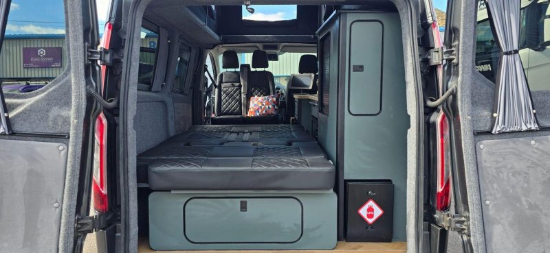FORD TRANSIT CUSTOM