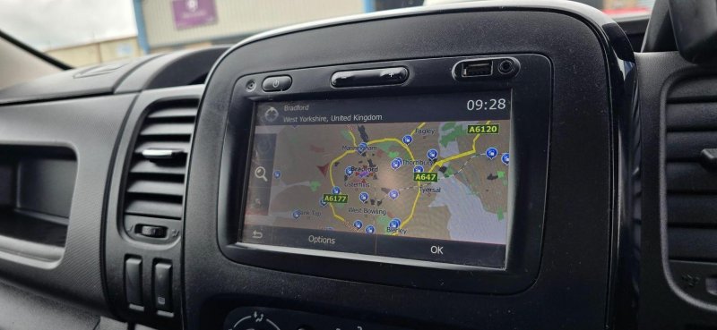 VAUXHALL VIVARO