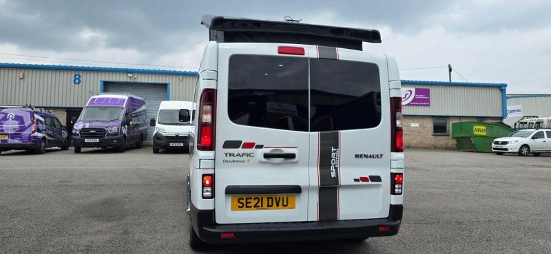 RENAULT TRAFIC
