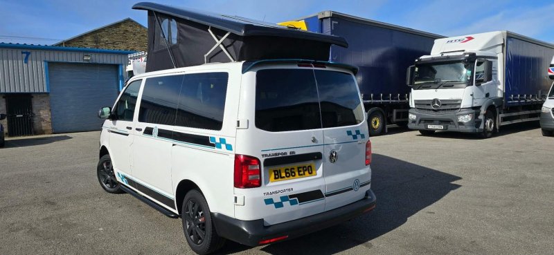 VOLKSWAGEN TRANSPORTER
