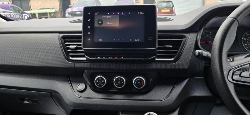 RENAULT TRAFIC