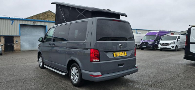 VOLKSWAGEN TRANSPORTER