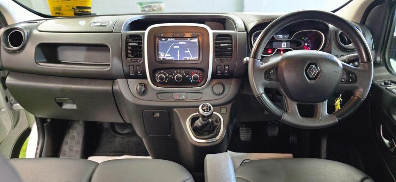 RENAULT TRAFIC