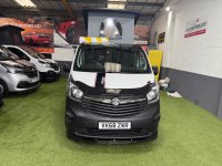 VAUXHALL VIVARO