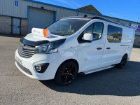 VAUXHALL VIVARO