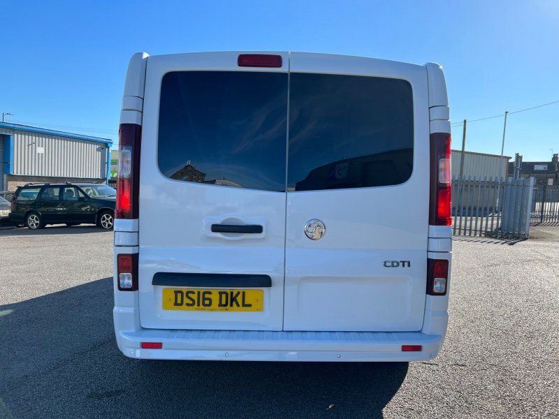 VAUXHALL VIVARO