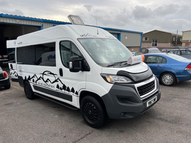 PEUGEOT BOXER