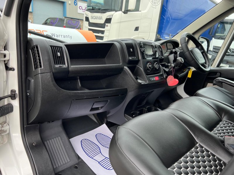 PEUGEOT BOXER