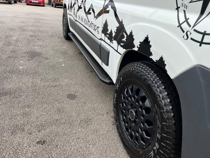 PEUGEOT BOXER