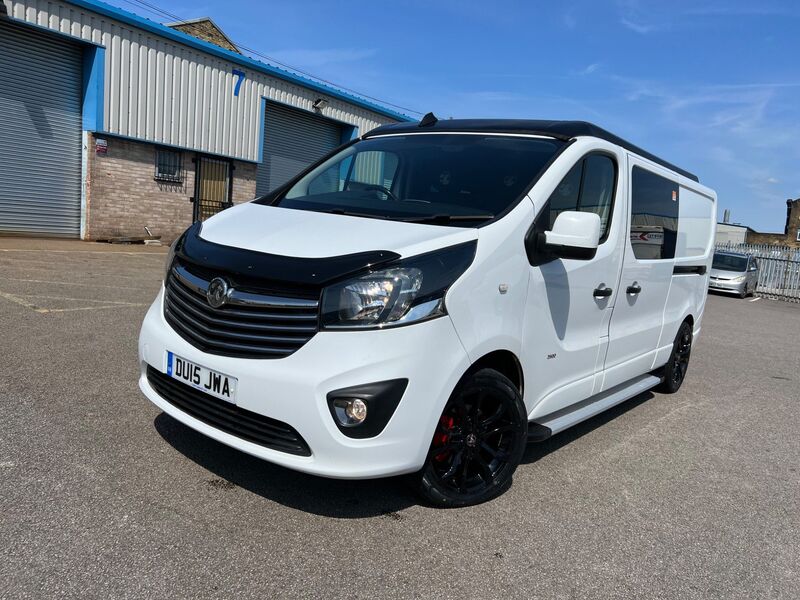 VAUXHALL VIVARO