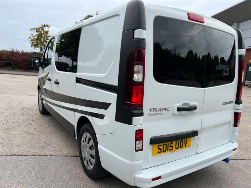 RENAULT TRAFIC