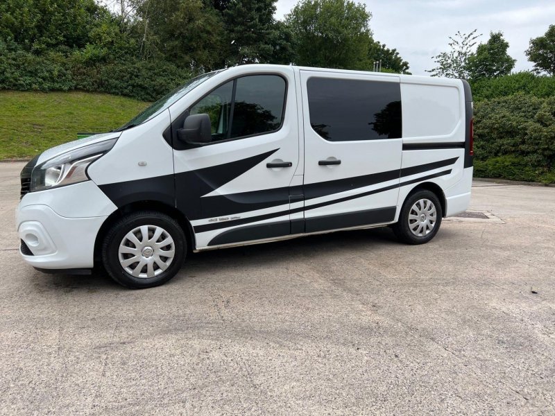 RENAULT TRAFIC