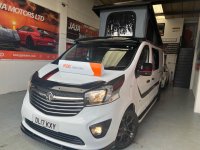 VAUXHALL VIVARO
