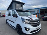 VAUXHALL VIVARO