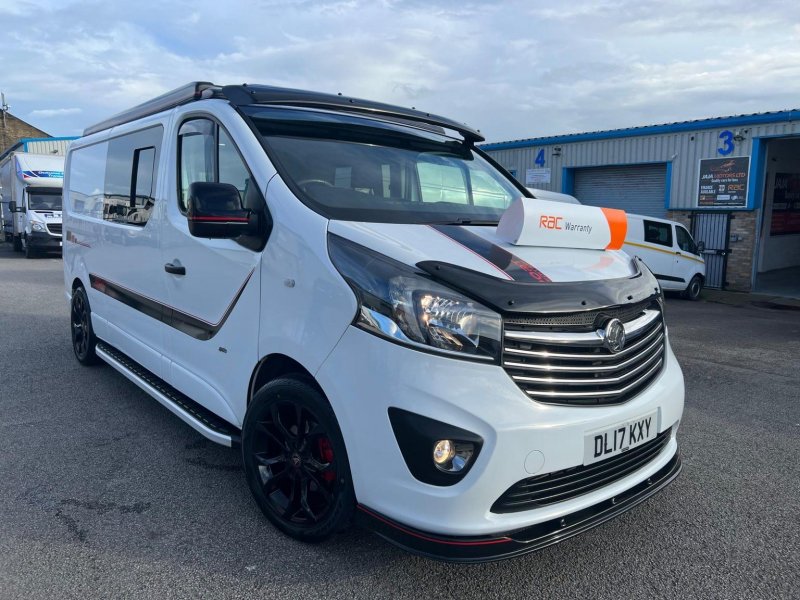 VAUXHALL VIVARO